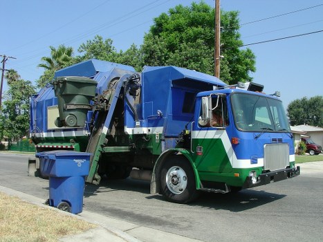 Variety of domestic skip sizes available in Putney