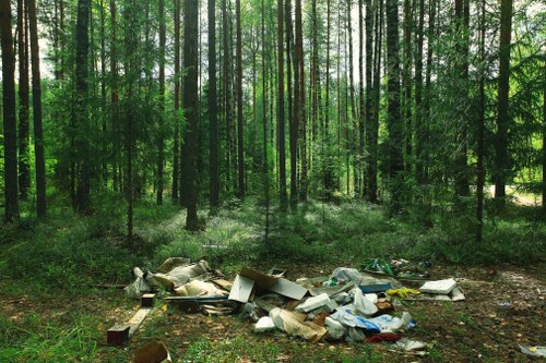 Environmentally friendly demolition waste recycling process